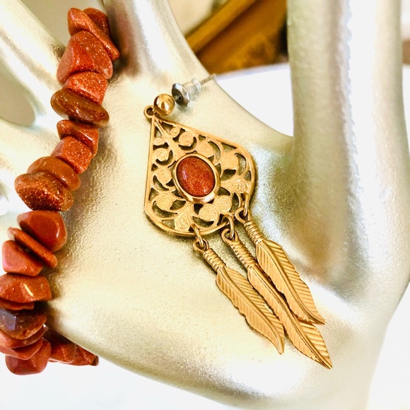 Vintage Sandstone Earrings & Bracelet - Picture 3 of 12